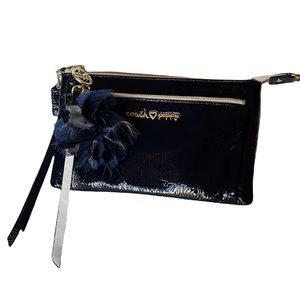 Coach Poppy Navy Clutch with Crossbody Strap!